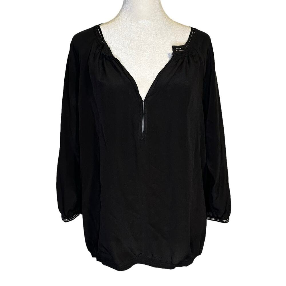 Vince. black silk three-quarter sleeve top size M
